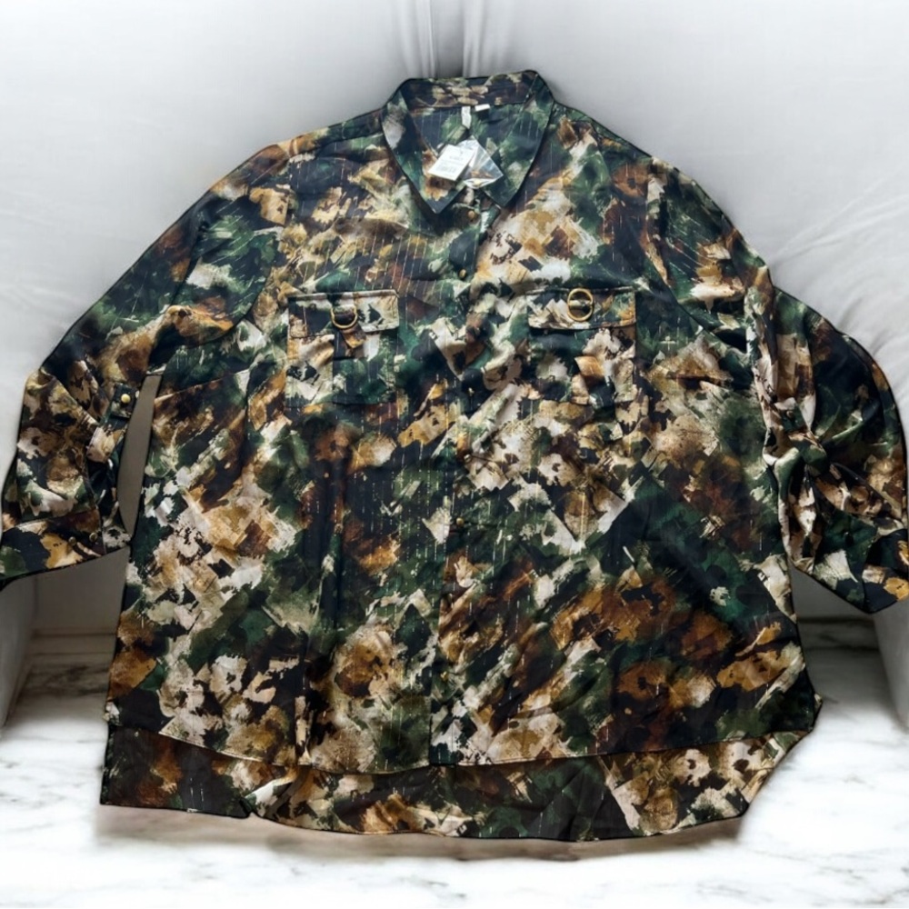 Cato Plus 26/28W Camo Print Button Front Utility Shirt NWT